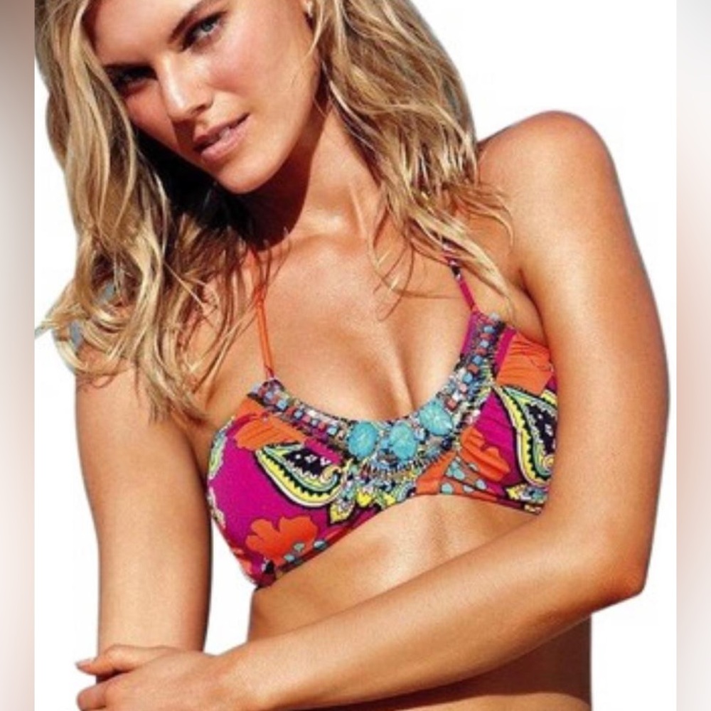 Victoria’s Secret swim top nwt